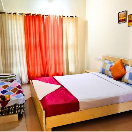 Golden Magnolia Homestay Bangalore Luaran gambar